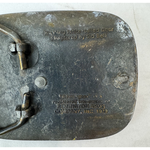 Vintage Remington Belt Buckle 1979 Running White Tail Deer Buck Pewter Hunting - Picture 8 of 8